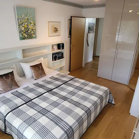 Uf Em Büel Apartamento Davos